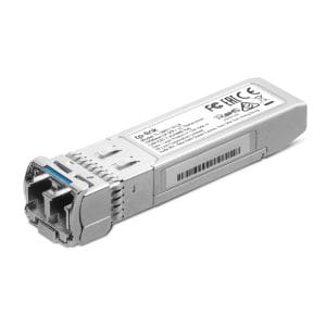 Alimentador de servidores de alta velocidad con puertos USB y Ethernet, ideal para centros de datos.